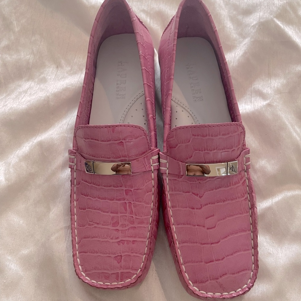 Lauren Ralph Lauren Women pink leather loafer size 7.5
